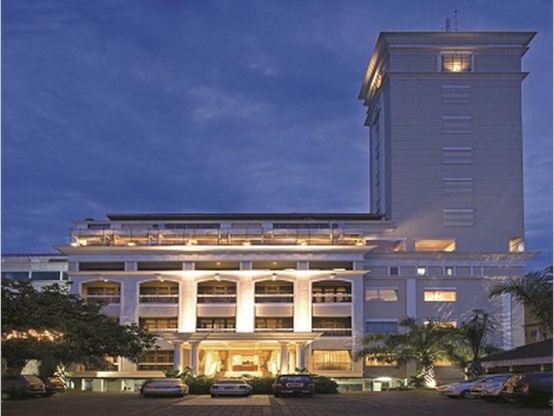 Le Beringin Hotell Salatiga Exteriör bild